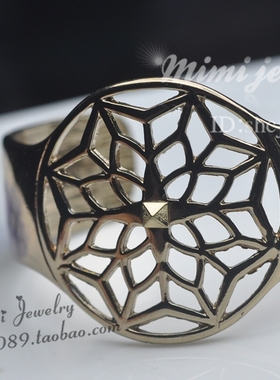 美国ins镂空雕花复古艺术手镯