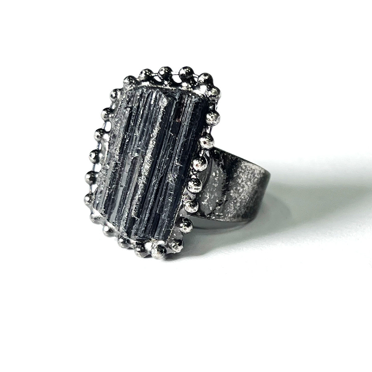 Retro style natural black tourmaline amorphous opening electroplated ancient silver adjustable exaggerated personality European and American ring