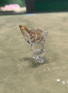 代购SWAROVSKI施华洛世奇 Kris小熊 送上我的爱水晶摆件5691182