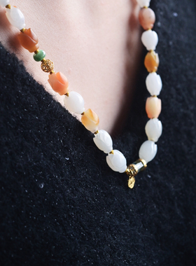 一斤钻戒天然和田玉18K金