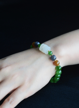 一斤钻戒天然和田玉手串