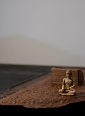 一样的月光，原创设计壁挂小佛龛艺术装置