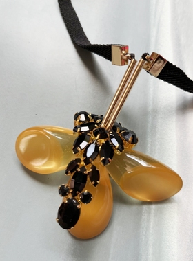 秒杀价~新款M亚克力立体花型项链绸带时装项链 毛衣链