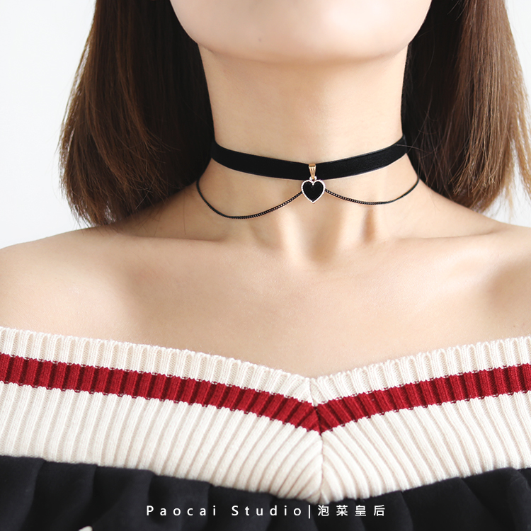 一见倾心 choker 情人节礼物丝绒爱心颈链锁骨链短款颈带网红项圈 一见倾心 choker 情人节礼物丝绒爱心颈链锁骨链短款颈带网红项圈
