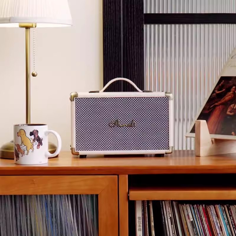 典雅怀旧!高颜值桌面手提复古无线蓝牙音箱户外露营便携式小音响 - 图1