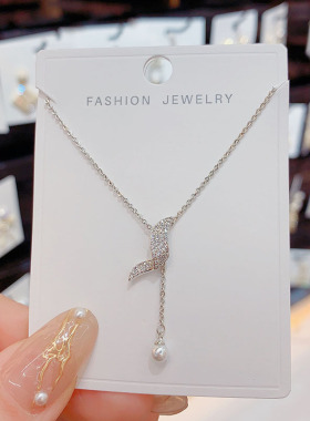 项链女款2026新款轻奢高级感夏天小众设计搭配裙子个性送闺蜜银色