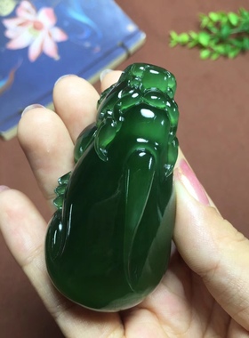 老坑貔貅猫眼把件俄罗斯碧玉