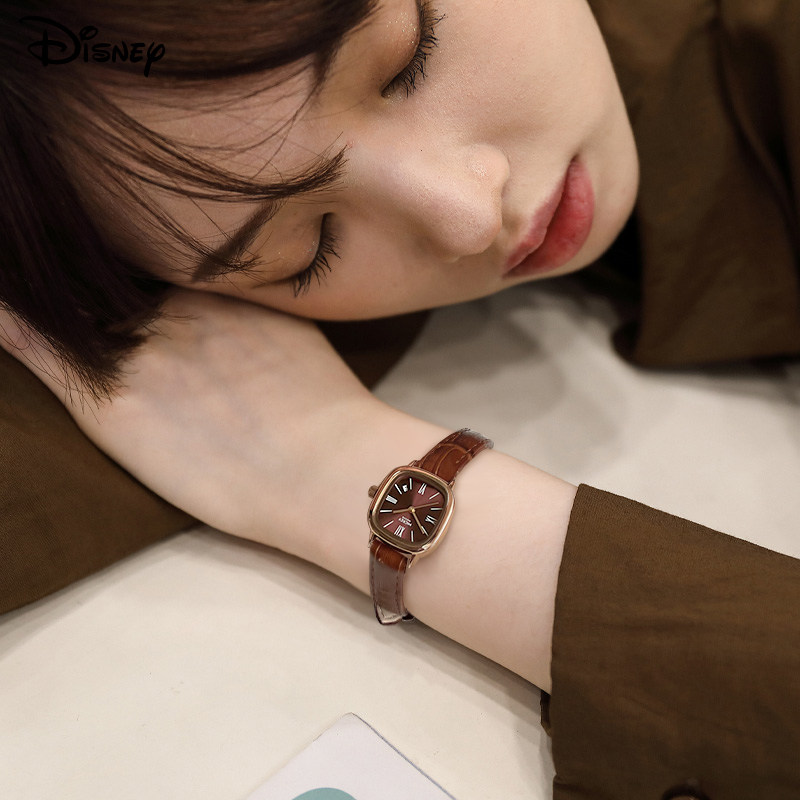 迪士尼女士女款学生名牌正品小手表 手表购酷国产腕表