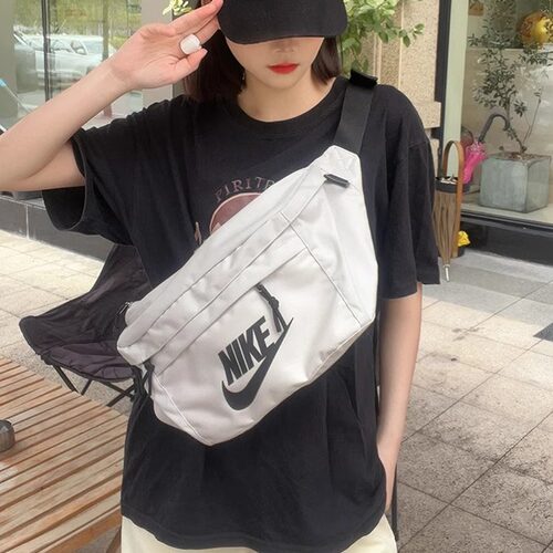 25新款Nike耐克情侣斜挎包男女大容量单肩包胸包腰包运动包BA5751 - 图3