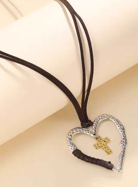 个性夸张爱心十字架吊坠项链女秋冬长款双层毛衣链小众独特锁骨链