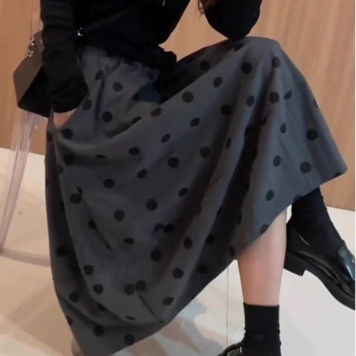 灰色波点花苞裙女秋季流行新款半裙显瘦遮肉洋气百搭a字半身裙子,淘宝优惠券,粉丝福利购,淘宝优惠卷