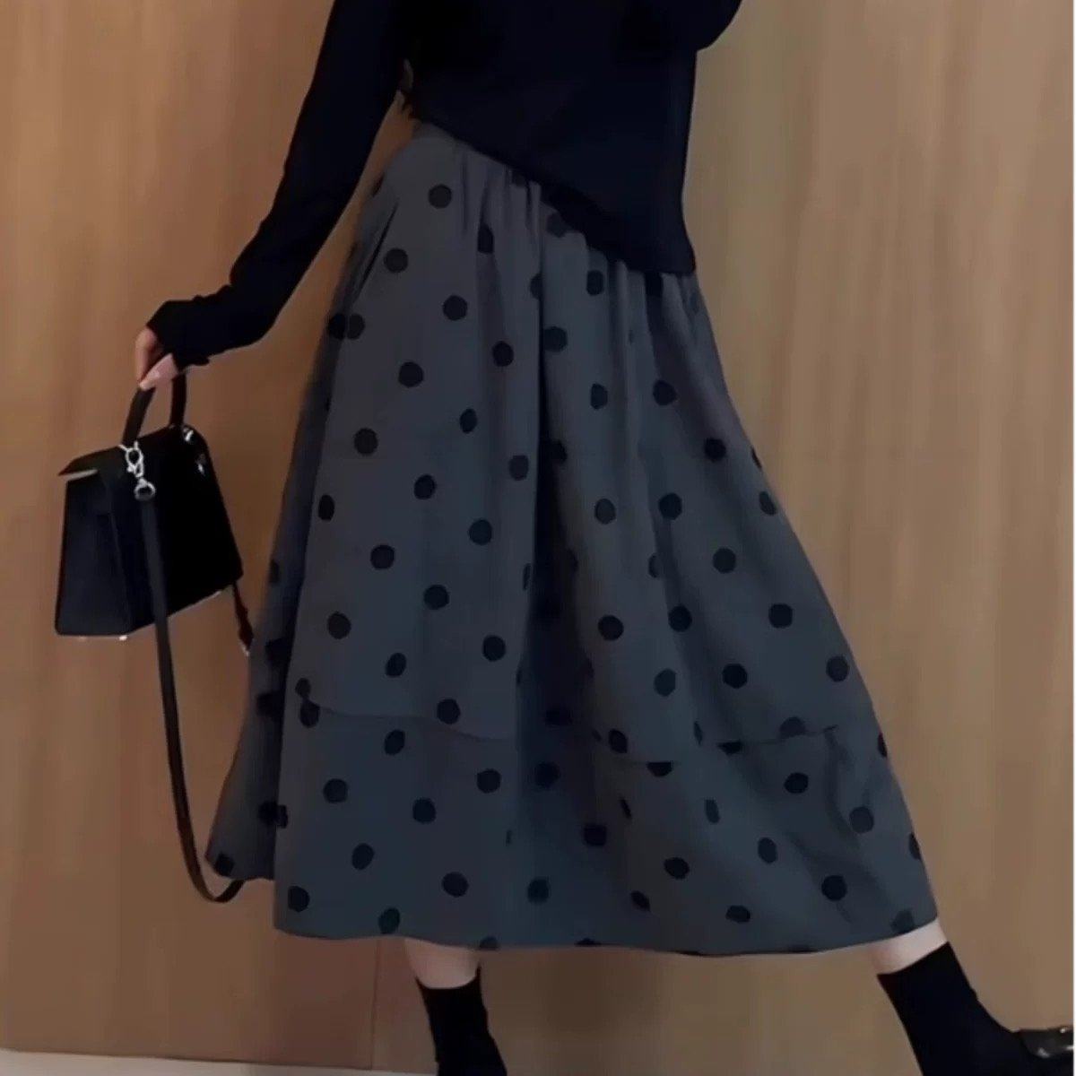 灰色波点花苞裙女秋季流行新款半裙显瘦遮肉洋气百搭a字半身裙子,淘宝优惠券,粉丝福利购,淘宝优惠卷