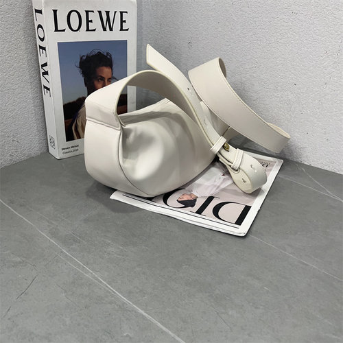 包包女包2026新款韩版时尚饺子包休闲软皮宽带单肩包简约斜跨包潮 - 图2