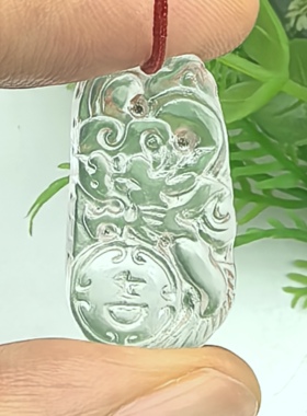 瑞龙呈吉22年老店纯天然东海老料白水晶龙牌生肖龙护身符A55-80