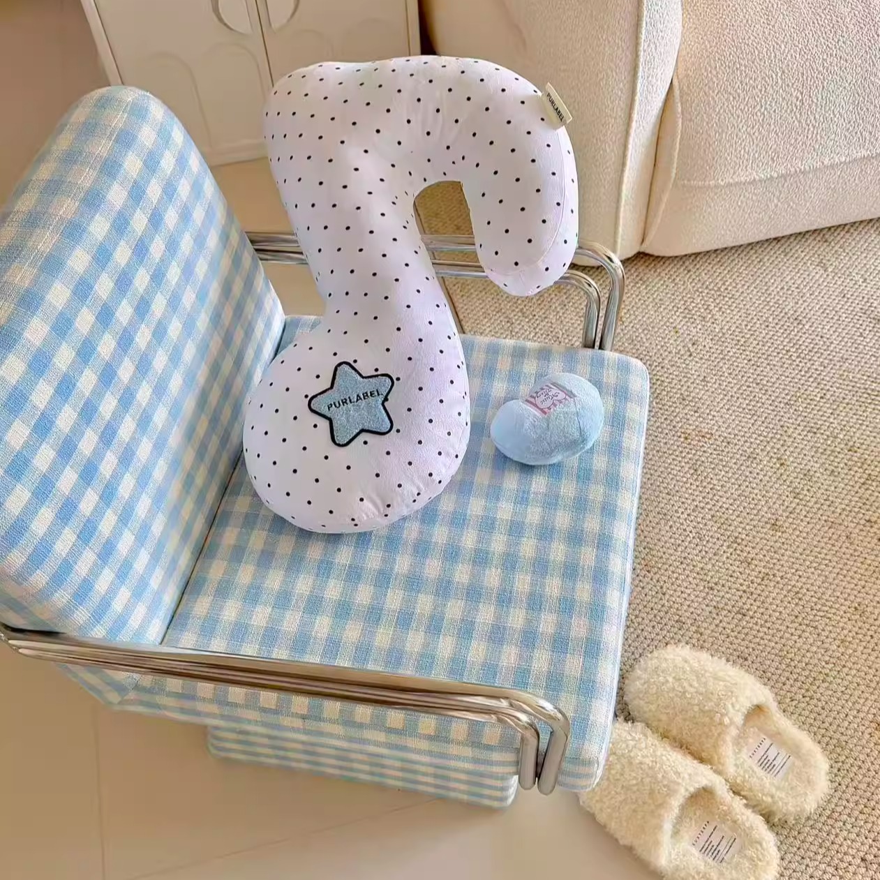 PURLABEL原创设计音符抱枕护颈糖果色午睡靠枕 沙发萌宠情侣靠枕 - 图0