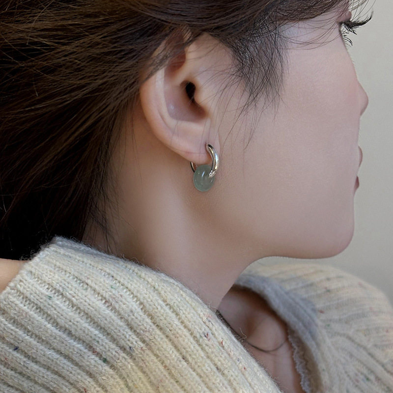 通体S999足银纯银东陵玉耳扣女2025年新款潮流简约古风耳环送闺蜜,淘宝优惠券,粉丝福利购,淘宝优惠卷