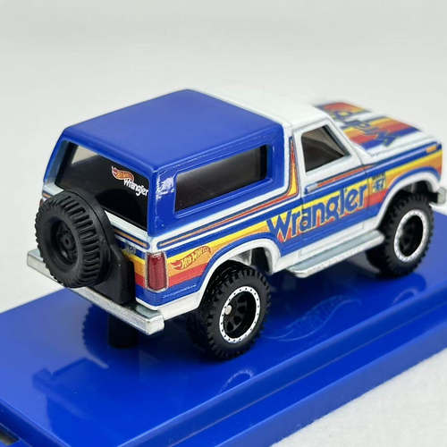 全新1/64风火轮收藏家1985福特烈马bronco联名wrangler合金车模 - 图1
