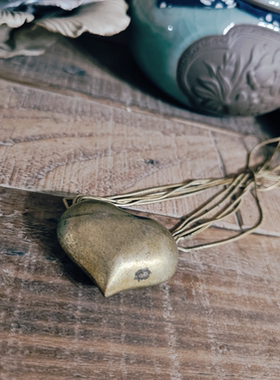 中古黄铜爱心造型项链孤品