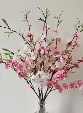 新款仿真桃花枝仿真花客厅婚庆家居插花装饰梅花枝餐桌花艺绢花束