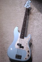 Limited Fender Ferenda FSR Japanese Hybrid II Fusion P Bass electric bass Beji Daphne Blue
