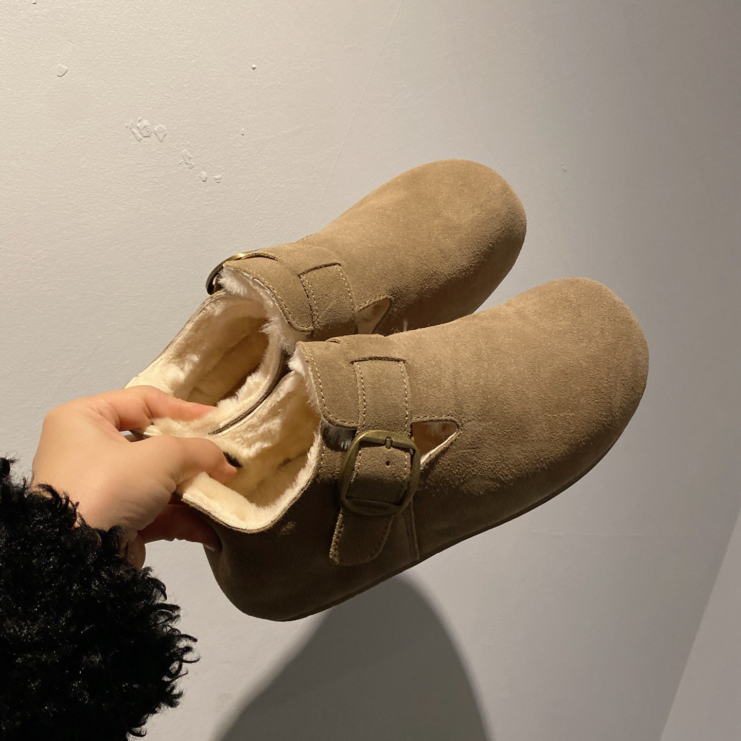 2025年新款磨砂牛皮内增高加厚保暖勃肯鞋女皮带扣复古圆头毛毛鞋,淘宝优惠券,粉丝福利购,淘宝优惠卷