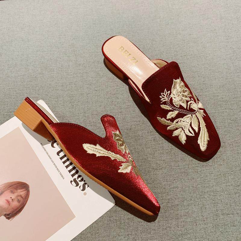 国风新中式包头刺绣旗袍鞋低跟凉拖鞋女2025春夏穆勒粗跟半拖女鞋,淘宝优惠券,粉丝福利购,淘宝优惠卷