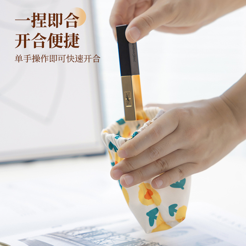 新款卡通数据线收纳包耳机随身袋自动闭合PU防水口红袋迷你弹片包 - 图0