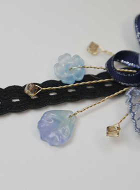 刺绣原创设计花朵蝴蝶顶夹