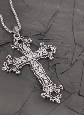 复古玫瑰花十字架项链