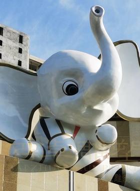 不锈钢卡通动物小象雕塑户外金属彩绘商场游乐场网红大象美陈