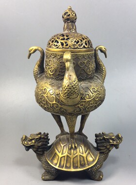 古玩杂项收藏仿古做旧老式黄铜铜器龟鹤同寿熏香炉桌面摆件装饰