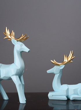 创意家居玄关情侣几何麋鹿客树脂工艺品厅酒柜简约办公室装饰品