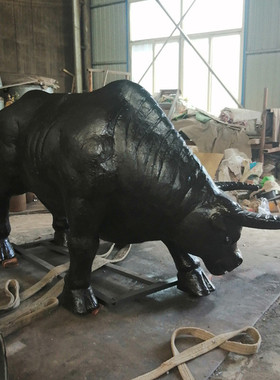 热销供应水牛雕塑室外门口动物华尔街铸铜牛摆件公司广场园林奋斗