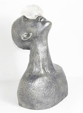 北欧玄关摆件树脂抽象人物雕塑样板房售楼处样板房间复古软装饰品