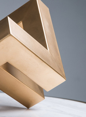 热销大千家居创意金色铁艺摆件金属工艺品软装家居样板装饰品礼品