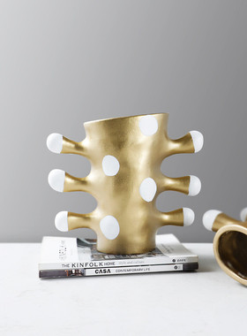 热销现代抽象装饰品黑白色金色树脂花瓶样板间售楼处玄关台面艺术