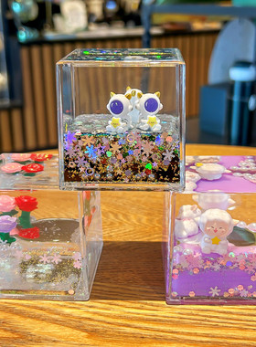 2025创意方砖亚克力流沙入油摆件大方块精致少女心桌面装饰小礼品