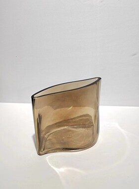 热销现代简约不规则玻璃花瓶摆件家居样板房餐厅桌面插花装饰摆件