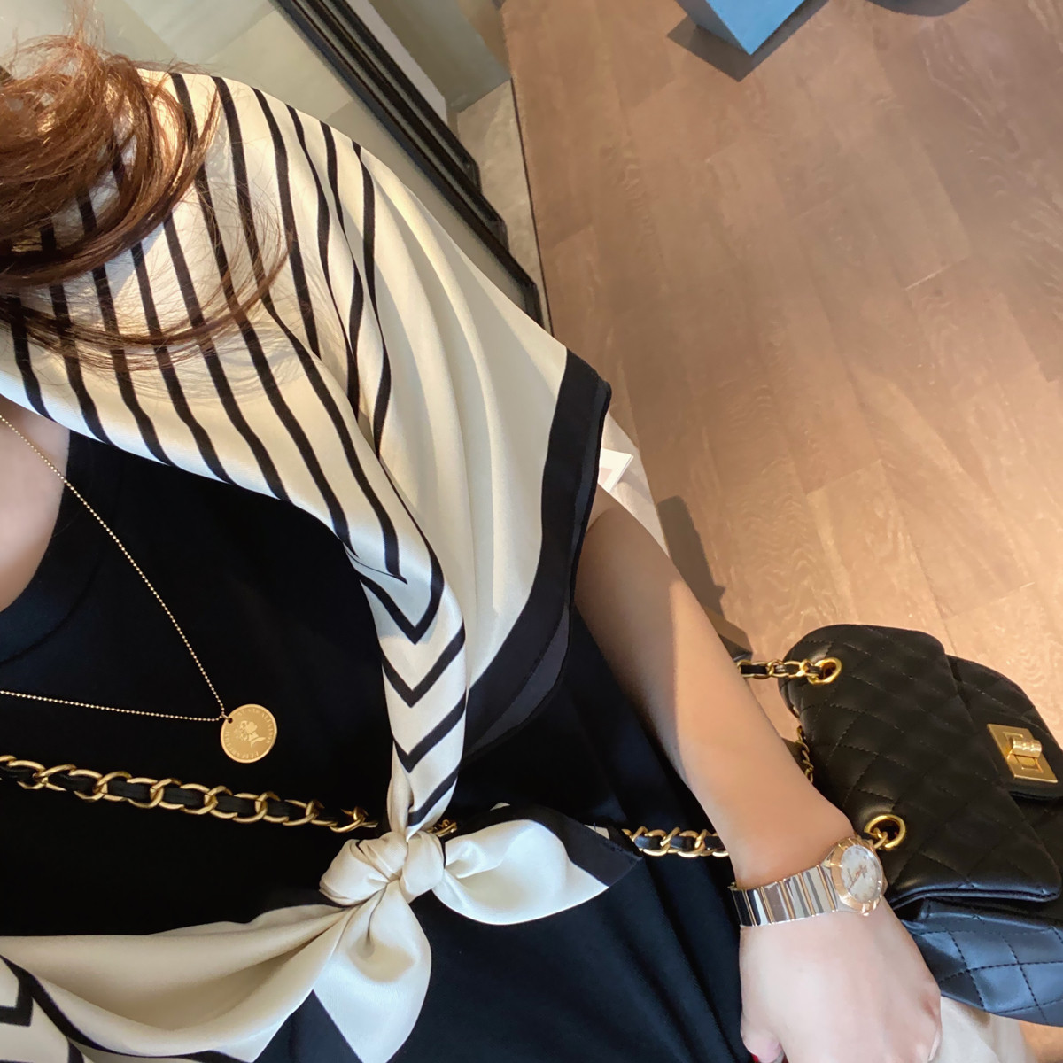 小溜韩国黑白条纹气质简约百搭仿真丝斜纹绸丝巾90cm方巾披肩围巾,淘宝优惠券,粉丝福利购,淘宝优惠卷