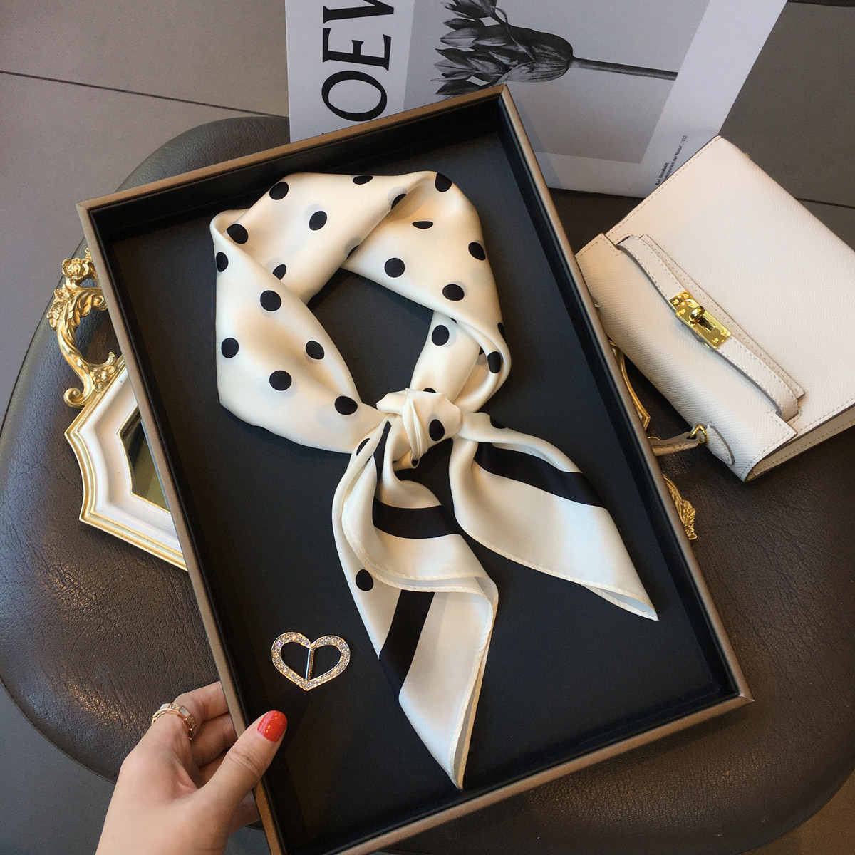 杭州丝绸赫本风波点100%桑蚕丝丝巾真丝围巾70cm方巾领巾披肩秋季,淘宝优惠券,粉丝福利购,淘宝优惠卷