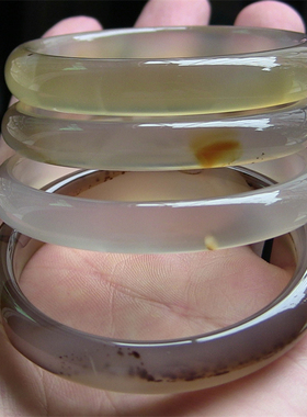 天然巴西玛瑙手镯水润玉髓