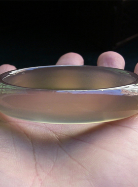 天然巴西玛瑙手镯/加厚不加宽/原色无忧化/高冰透强荧光玉髓1971