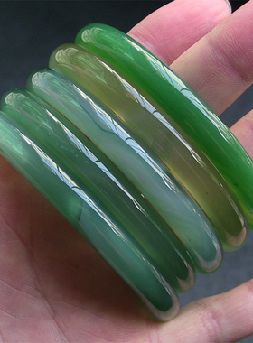 瑕疵品专区/天然巴西玛瑙手镯/复古圆条/水润通透绿玉髓No：139