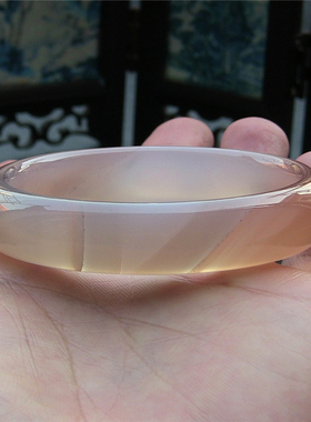 天然巴西玛瑙手镯/粉红色飘灰色玉髓/加厚不加宽/水润通透815