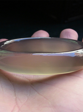 天然巴西玛瑙手镯/加厚不加宽/原色无忧化/灰冰强荧光玉髓1899