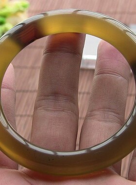 天然巴西红玛瑙象形外星人手镯