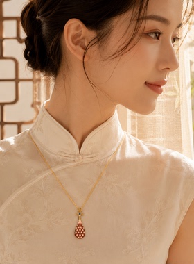 卡奢琳国潮老花四叶草琵琶项链女