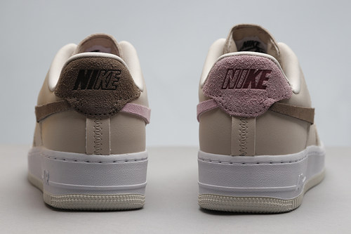 牛哄哄 Nike Air Force 1 AF1奶油棕粉断钩休闲板鞋 DC1425-100-图1