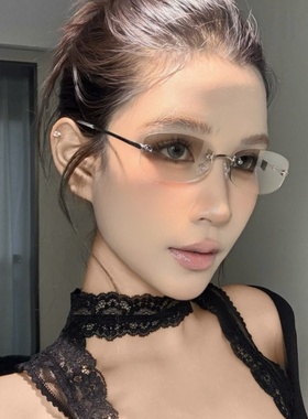 欧美老钱风无边框水银色太阳眼镜