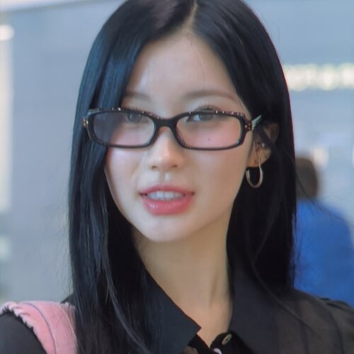 黑框素颜gm眼镜小方框老钱风高智感防蓝光配度数近视平光镜女款潮 - 图1